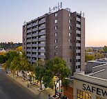 Riley Park Tower - 424 10th St. NW (UTILITIES INCLUDED) -  NEXT TO LRT STATION