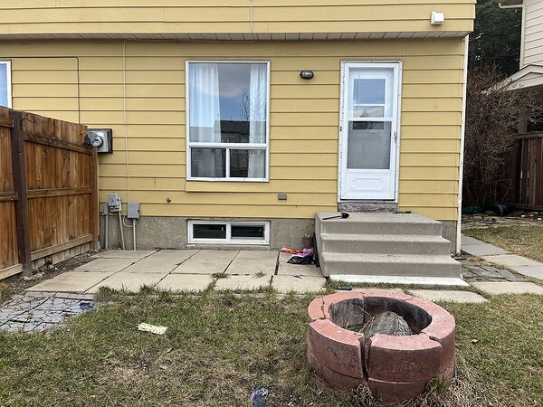 Calgary 3 bedrooms Duplex for rent. Property photo: 142604-3