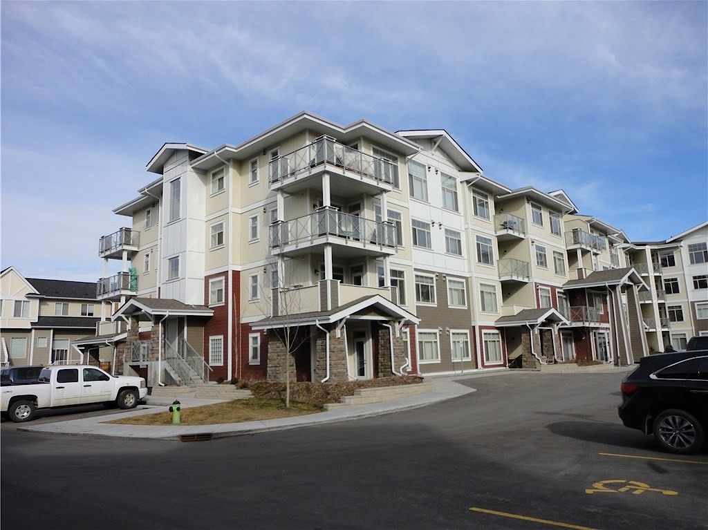Calgary 1 + Den bedrooms Condo Unit for rent. Property photo: 143318-1