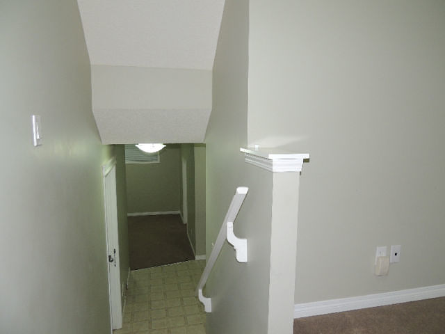Calgary 2 bedrooms Basement for rent. Property photo: 143885-1