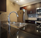 2BEDROOM 2BATHROOM+DEN  LUXURY FULLY UPGRADED AIR CONDITONED TOP FLOOR CONDO