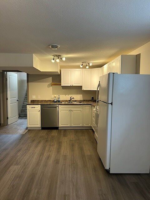 Calgary 2 bedrooms Basement for rent. Property photo: 144521-1