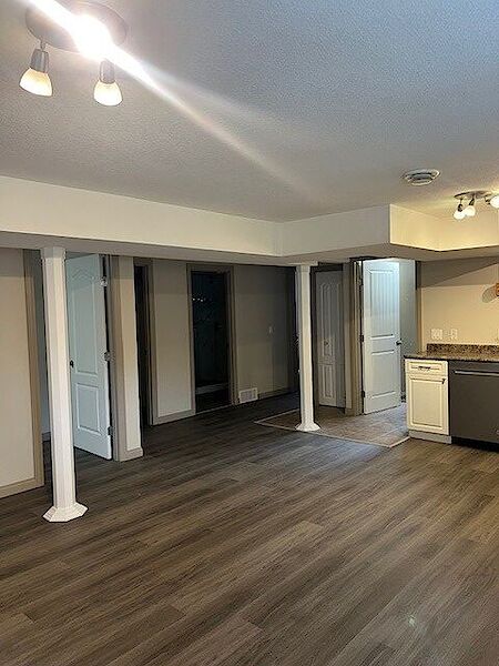 Calgary 2 bedrooms Basement for rent. Property photo: 144521-3
