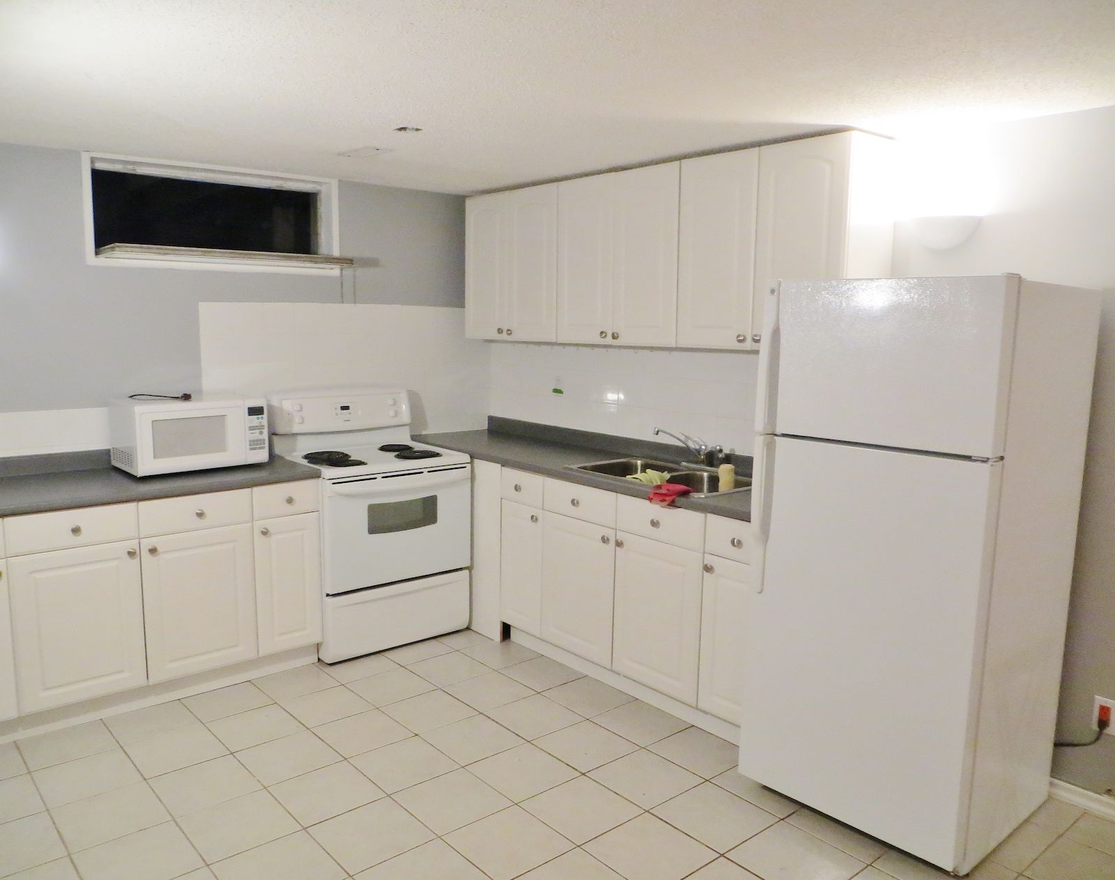 Calgary 1 + Den bedrooms Basement for rent. Property photo: 144684-1