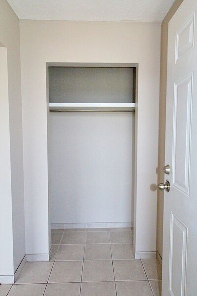 Calgary 2 bedrooms Main Floor for rent. Property photo: 145548-3