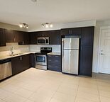 Beautiful 2 Bed, 2 Bath Condo in Copperfield – Available August 1