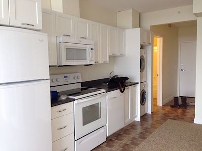 Calgary 2 bedrooms Condo Unit for rent. Property photo: 146384-2