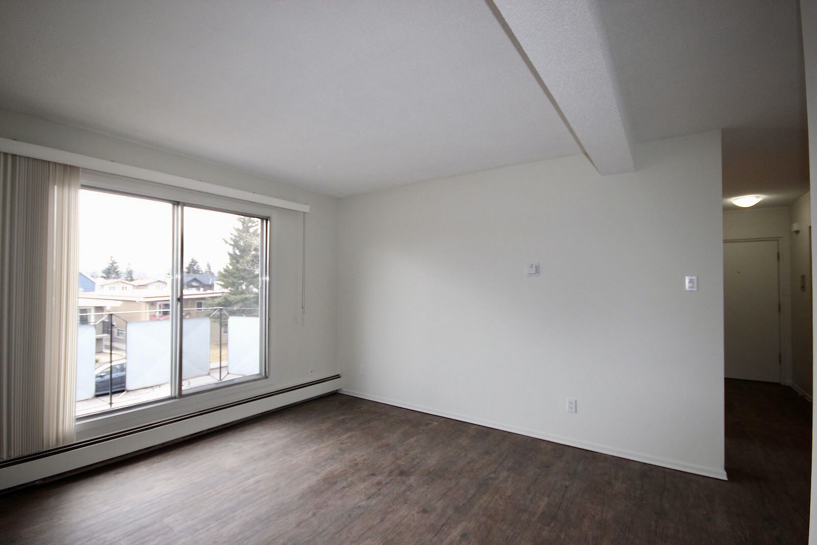 Calgary 1 bedroom Apartment for rent. Property photo: 146498-1