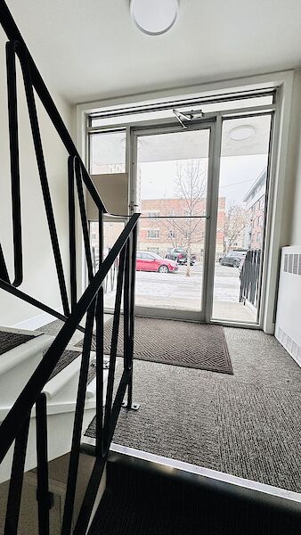 Calgary bachelor bedrooms Apartment for rent. Property photo: 147147-2