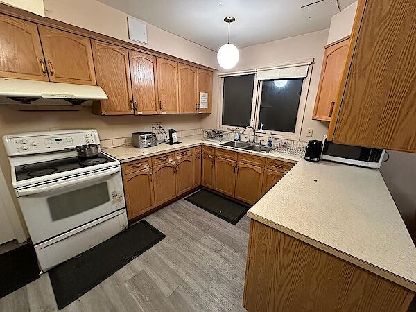 Calgary 1 bedroom Room For Rent for rent. Property photo: 147639-3