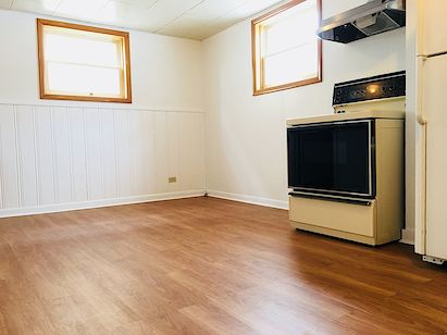 Calgary 2 bedrooms Basement for rent. Property photo: 148456-2
