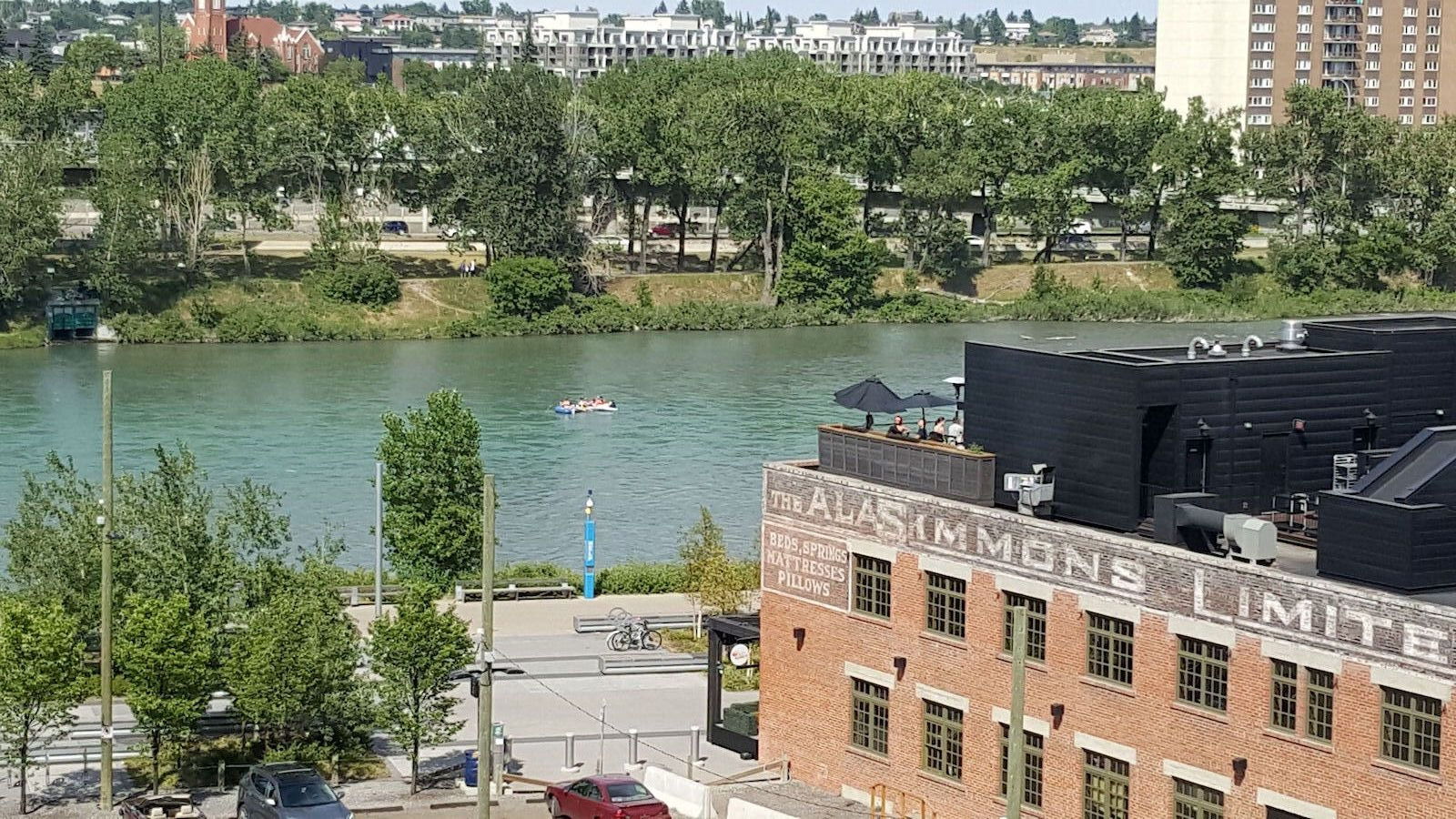 Calgary 2 bedrooms Condo Unit for rent. Property photo: 150056-1