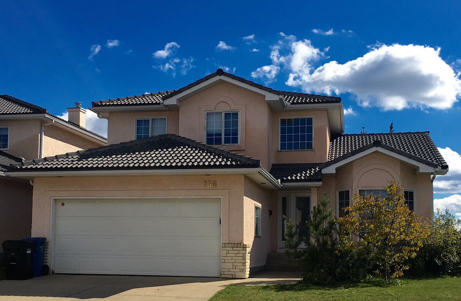 Calgary 4 bedrooms House for rent. Property photo: 151288-1