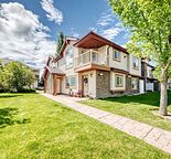Renovated  2 Bedroom condo - in panorama hill