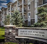 AMAZING LOCATION CLOSE TO SCHOOLS, TRANSIT & INCLUDES UNDERGRD PARKING/STORAGE