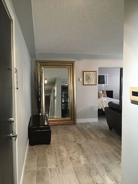 Calgary 2 bedrooms Condo Unit for rent. Property photo: 18403-2