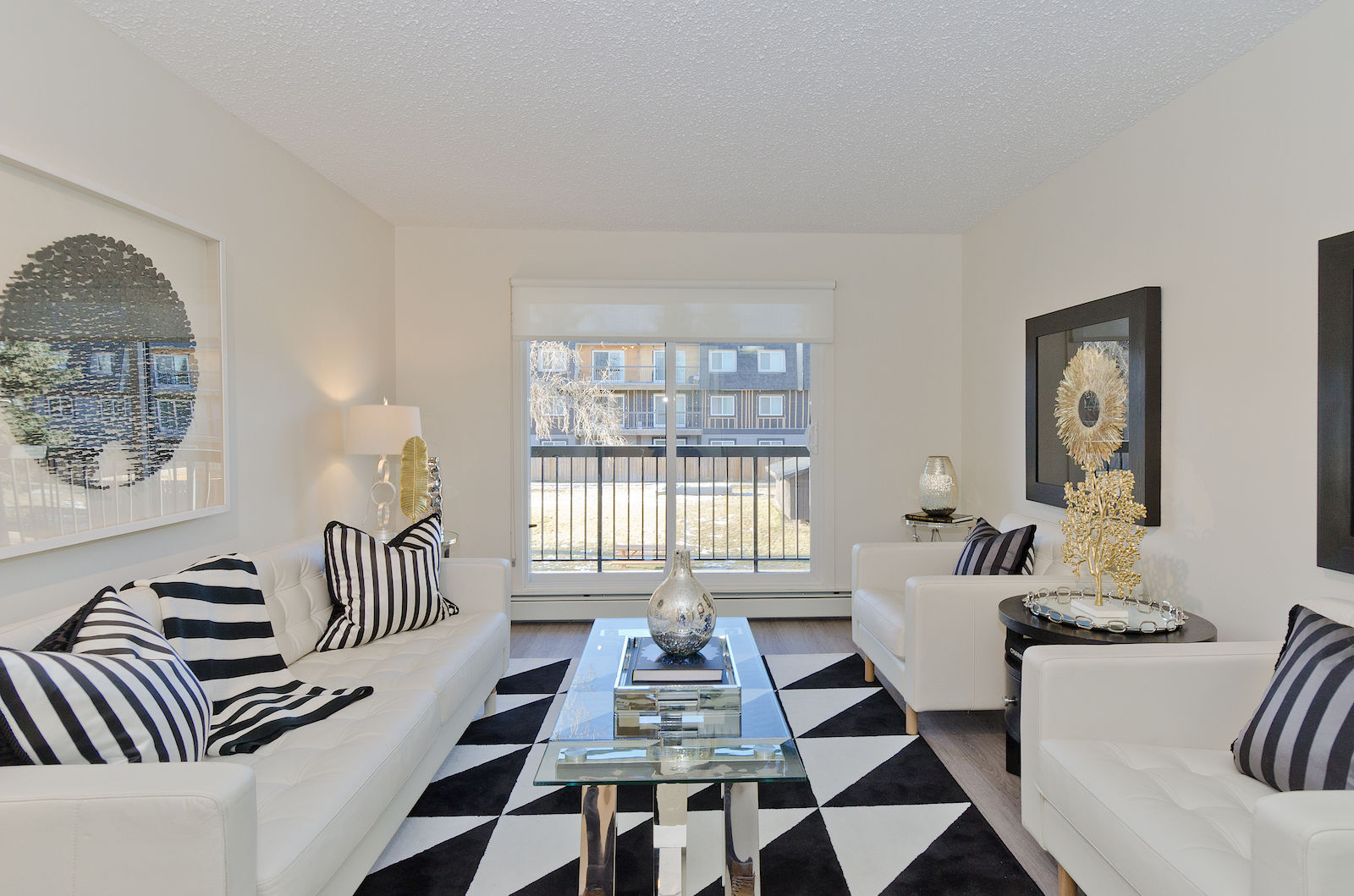 Calgary 1 bedrooms Apartment for rent. Property photo: 19664-1