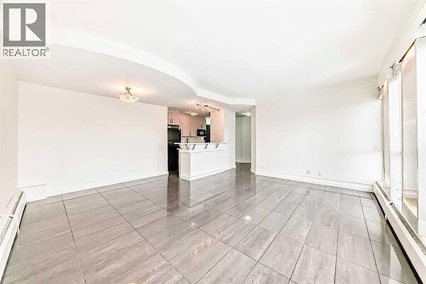 Calgary 2 bedrooms Condo Unit for rent. Property photo: 20345-3