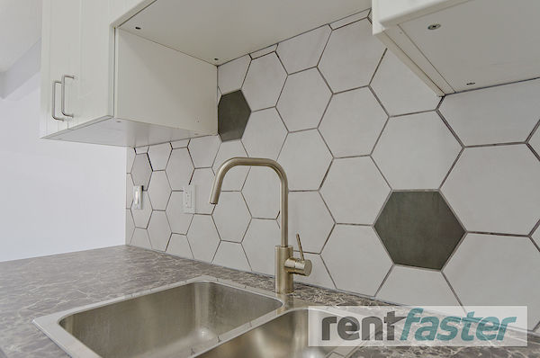 Calgary 3 bedrooms Townhouse for rent. Property photo: 20817-3