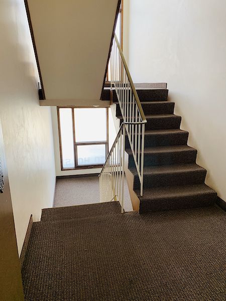Calgary 1 bedrooms Apartment for rent. Property photo: 21930-3