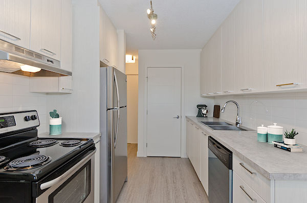 Calgary 1 bedrooms Apartment for rent. Property photo: 22006-2