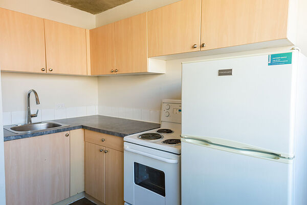Calgary bachelor bedrooms Apartment for rent. Property photo: 2243-3