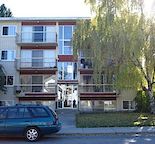 Reduce Rent One Bedroom by SAIT. With Internet. No TV. Parking $50.00 per month