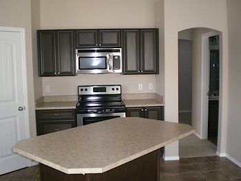 Calgary 1 bedroom Condo Unit for rent. Property photo: 24011-2