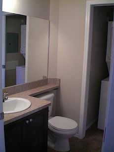 Calgary 1 bedroom Condo Unit for rent. Property photo: 24011-3