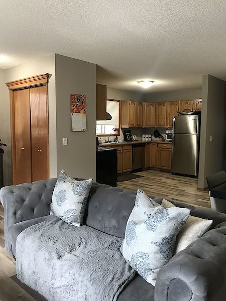Calgary 3 bedrooms Duplex for rent. Property photo: 2446-3