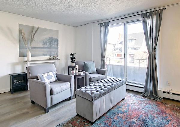 Calgary 2 bedrooms Condo Unit for rent. Property photo: 24764-3