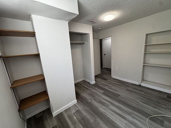 Calgary 2 bedrooms Basement for rent. Property photo: 25185-2