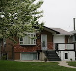 Renovated Bright 1 Bedroom Basement Suite — Bridgeland, Calgary