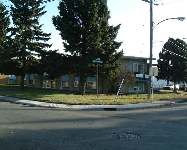 Calgary 2 bedrooms Apartment for rent. Property photo: 2661-1
