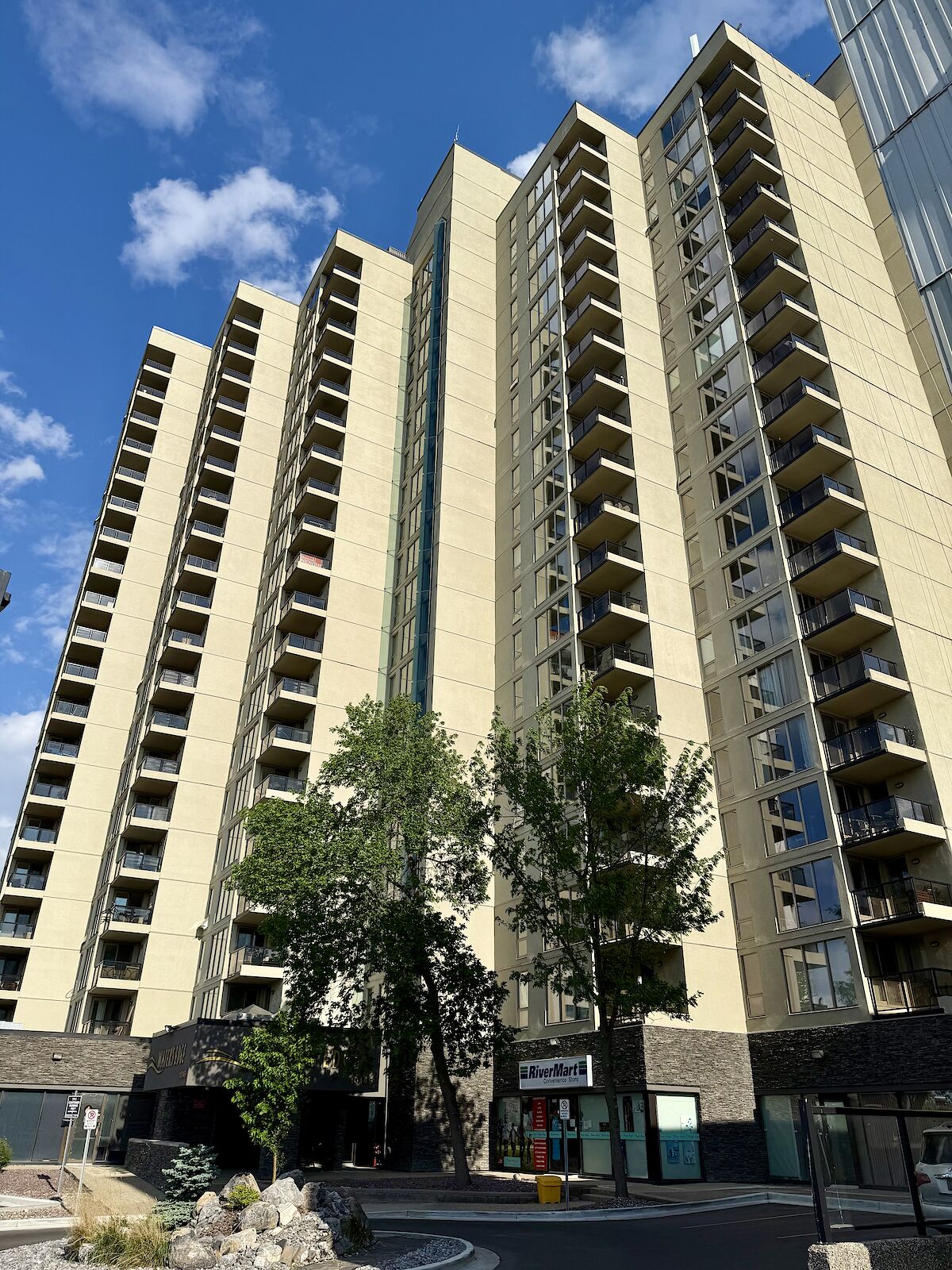 Edmonton 2 bedrooms Condo Unit for rent. Property photo: 266261-1