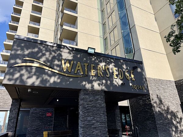 Edmonton 2 bedrooms Condo Unit for rent. Property photo: 266261-2
