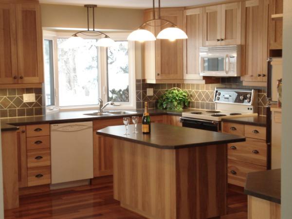 Sherwood Park 3 bedrooms Main Floor for rent. Property photo: 266339-1