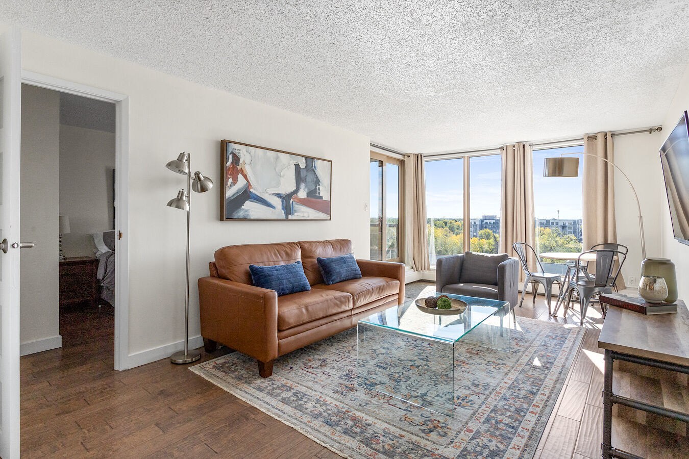 Edmonton 2 bedrooms Condo Unit for rent. Property photo: 275178-1