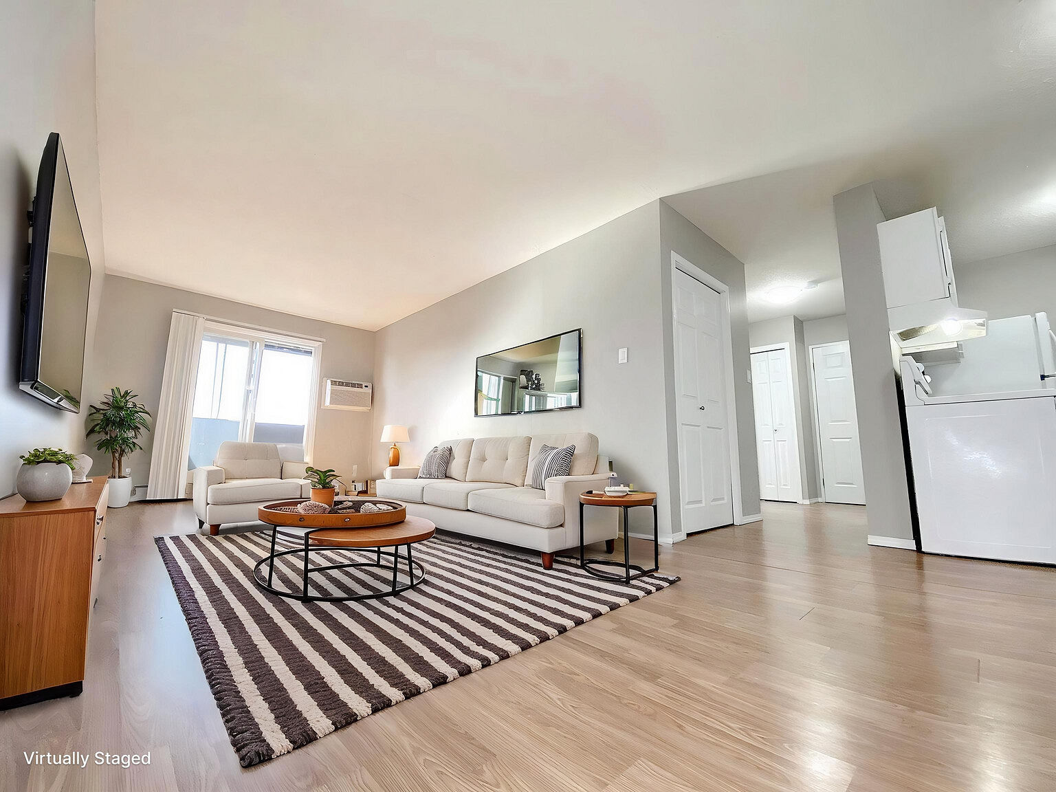 Saskatoon 2 bedrooms Apartment for rent. Property photo: 294130-1