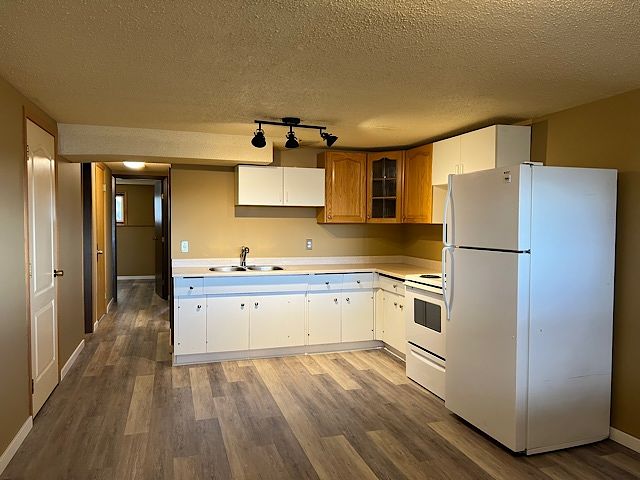 Calgary 2 bedrooms Basement for rent. Property photo: 295368-1
