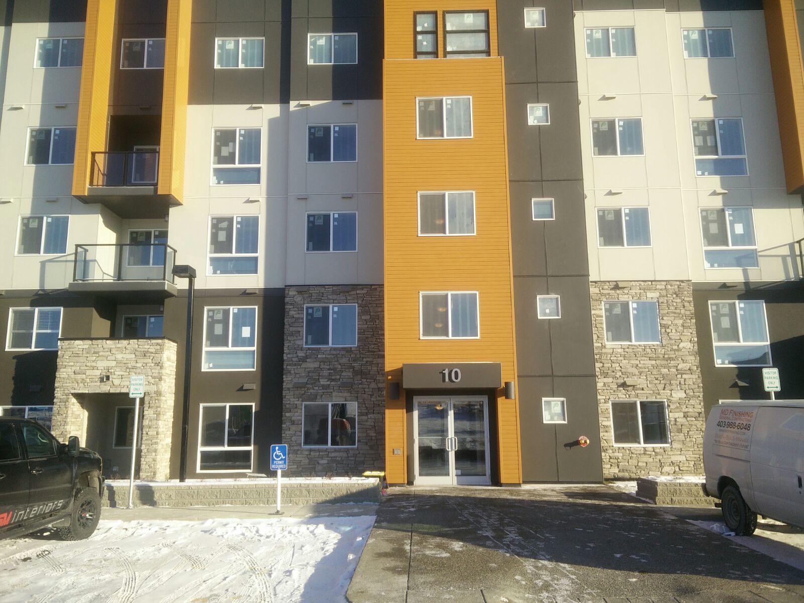 Calgary 2 bedrooms Condo Unit for rent. Property photo: 296589-1