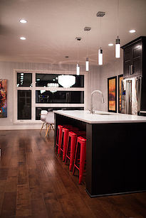 Calgary 4 bedrooms Duplex for rent. Property photo: 301236-2