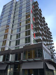 Beautiful Upgraded Brentwood 2 BR 2 Bath Apartment