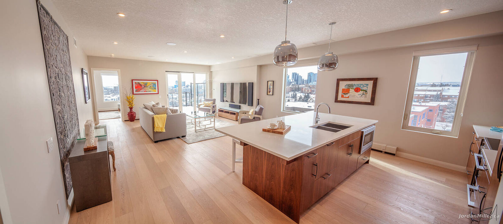 Calgary 1 bedrooms Apartment for rent. Property photo: 302543-1