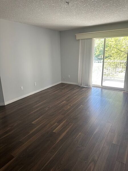 Calgary 2 bedrooms Apartment for rent. Property photo: 302883-3
