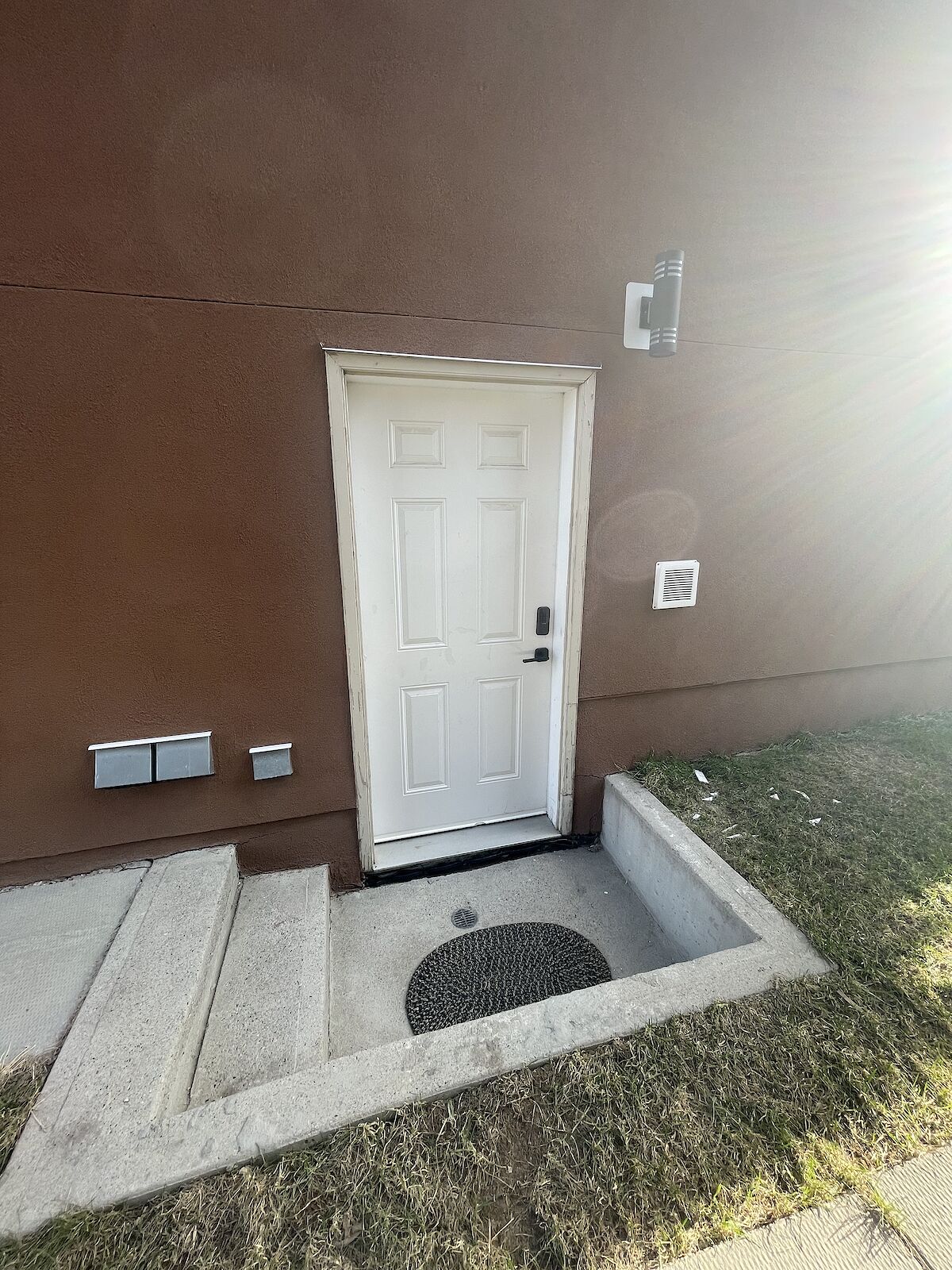 Calgary 2 bedrooms Basement for rent. Property photo: 304143-1