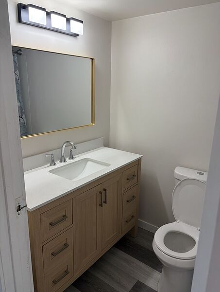 Calgary 3 bedrooms Condo Unit for rent. Property photo: 304728-3