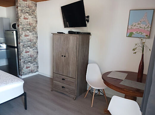 Edmonton bachelor bedrooms Apartment for rent. Property photo: 305121-3