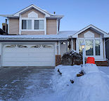Newly renovated Shawnessy 3 bedrooms 2.5 house(basement not included)) )