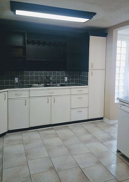 Calgary 2 + Den bedrooms House for rent. Property photo: 305638-3